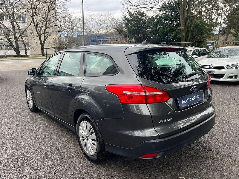 Gebraucht Ford Focus Trend 125 PS (91 kW) 2017