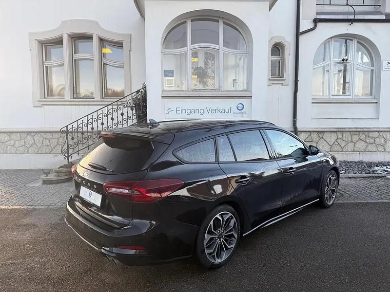 Gebraucht Ford Focus ST-Line X 155 PS (114 kW) 2026 Schwarz Kombi