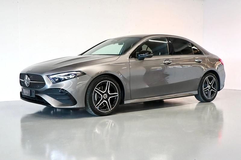 Gebraucht Mercedes A200 163 PS (119 kW) 2025