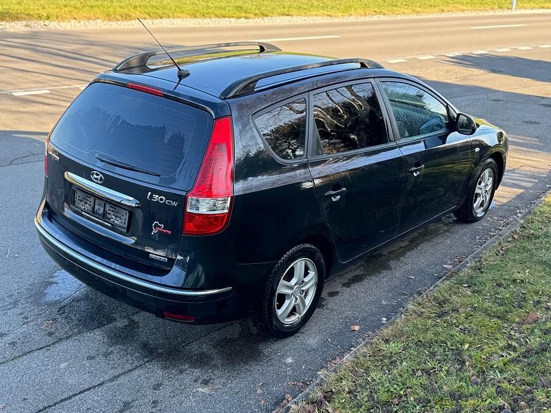 Gebraucht Hyundai i30 Style 116 PS (85 kW) 2008 Kombi