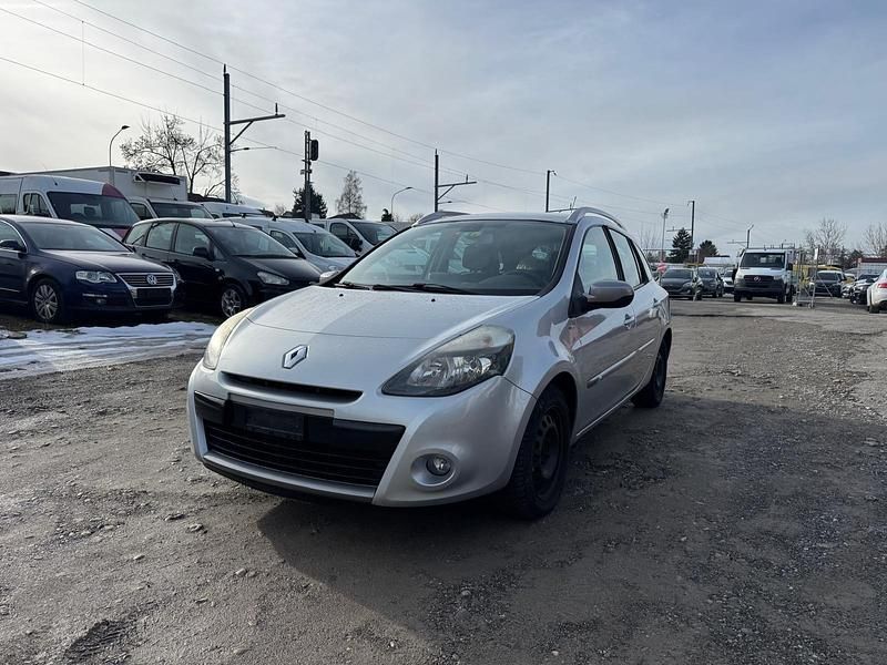 Gebraucht Renault Clio IV Night&Day 88 PS (64 kW) 2012