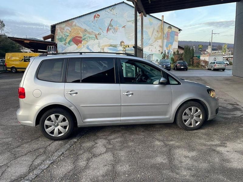 Gebraucht VW Touran Comfortline 140 PS (102 kW) 2012 Van / Kleinbus