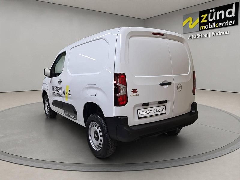 Neu Opel Combo S 130 PS (95 kW) 2025 Limousine