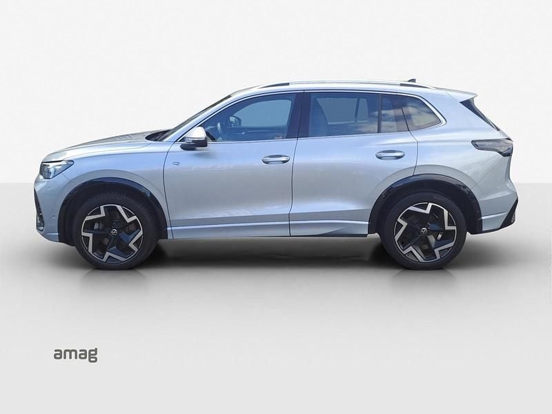 Gebraucht VW Tiguan R-line 193 PS (141 kW) 2024 Argent oyster métallisée SUV