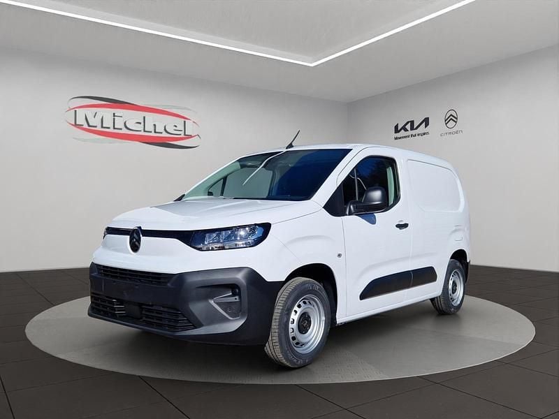 Neu Citroën Berlingo First 102 PS (75 kW) 2026 Van / Kleinbus