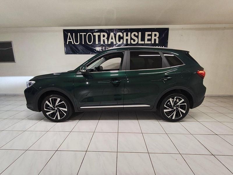 Neu MG ZS Luxury 197 PS (144 kW) 2025 Limousine