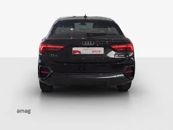 Gebraucht Audi Q3 Sportback Attraction 150 PS (110 kW) 2022 Mythosschwarz metallic SUV