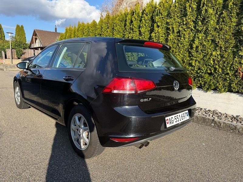 Gebraucht VW Golf VII Comfortline 122 PS (89 kW) 2013 Limousine