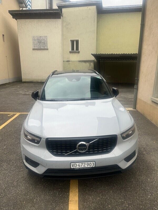 Gebraucht 2021 Volvo XC40 R-Design SUV | CHF 31’000 (Fairer Preis) - Bild 1/4