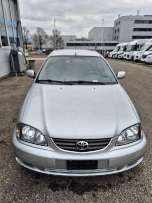 Gebraucht Toyota Avensis Sol 110 PS (80 kW) 2003 Kleinwagen