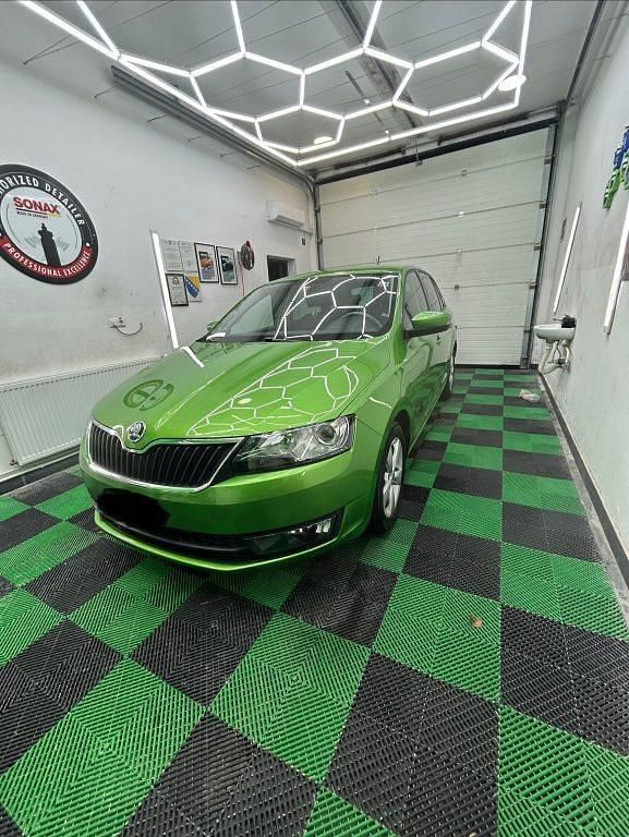 Gebraucht Skoda Rapid 110 PS (80 kW) 2015 Kleinwagen