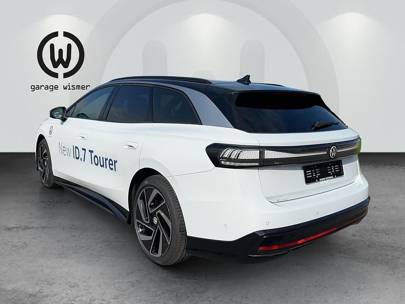 Gebraucht VW ID.7 Pro 210 kW (286 PS) 2024 Weiss Kombi