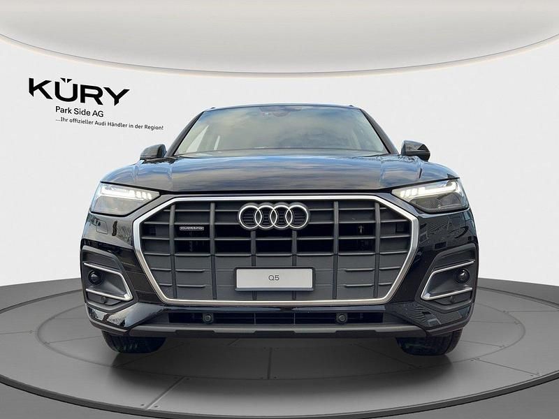 Gebraucht Audi Q5 Ambiente 204 PS (150 kW) 2021 Schwarz SUV