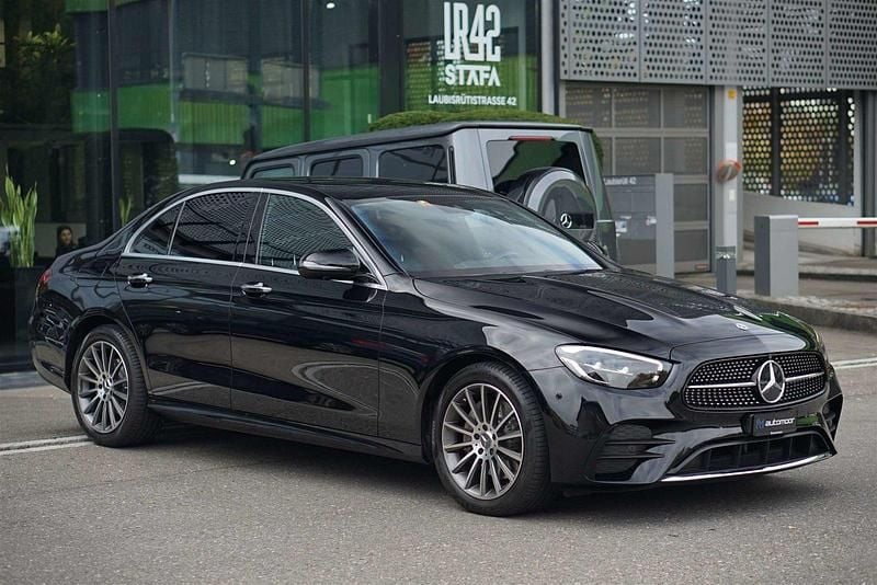 Gebraucht Mercedes E220 AMG line 194 PS (142 kW) 2022 Limousine