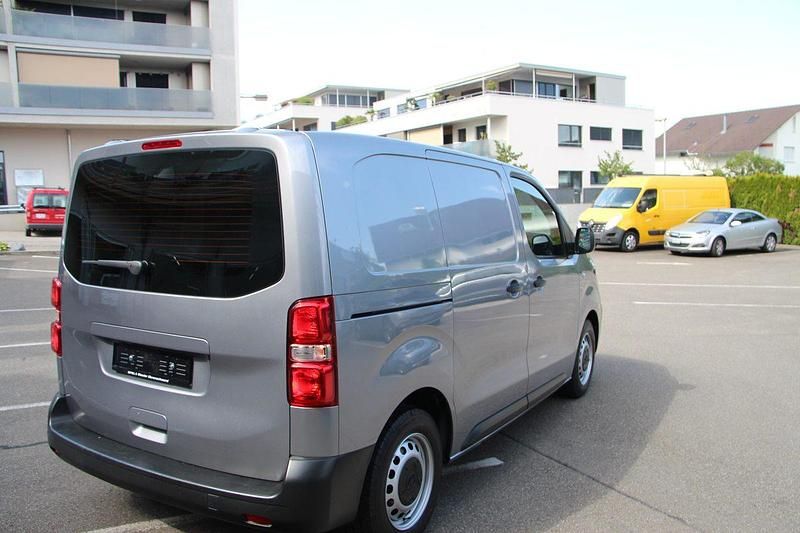 Gebraucht Opel Vivaro Essentia 102 PS (75 kW) 2020 Van / Kleinbus