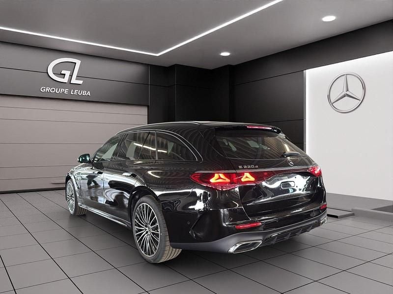 Neu Mercedes E220 197 PS (144 kW) 2026 Schwarz Kombi