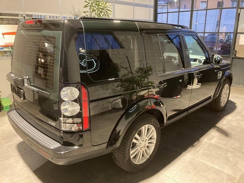 Gebraucht Land Rover Discovery 4 HSE Luxury 256 PS (188 kW) 2015 Schwarz SUV