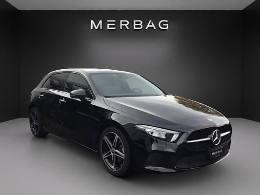Gebraucht 2022 Mercedes A180 Night Limousine | CHF 27’500 (Fairer Preis) - Bild 1/4
