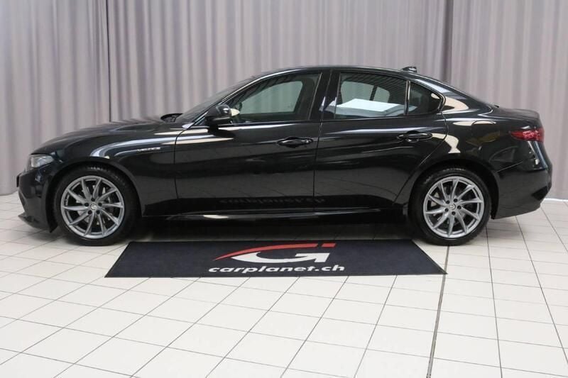 Gebraucht Alfa Romeo Giulia Veloce 210 PS (154 kW) 2017 Schwarz Limousine