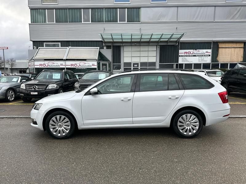 Gebraucht Skoda Octavia Ambition 184 PS (135 kW) 2019 Kombi