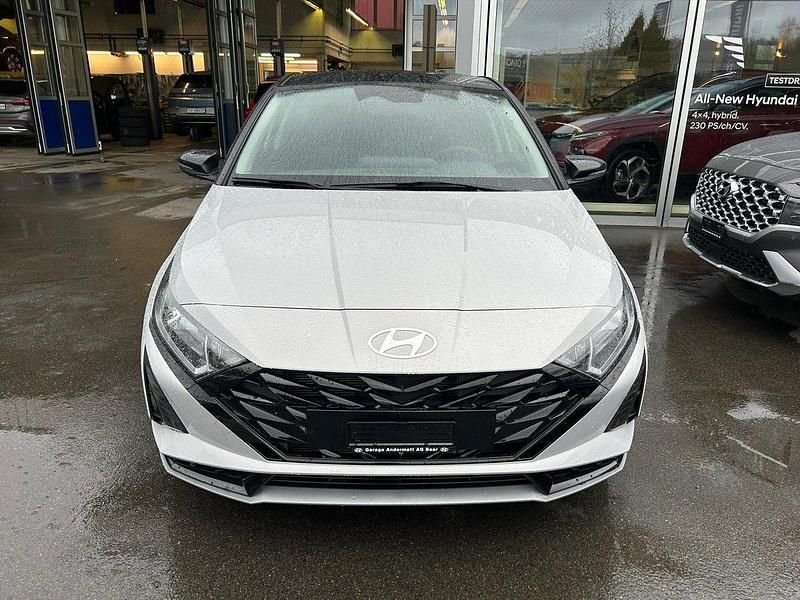 Gebraucht Hyundai i20 120 PS (88 kW) 2024 Grau Kleinwagen