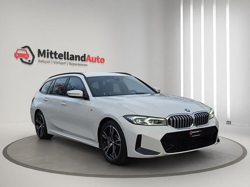 Gebraucht BMW 330 M Sport 285 PS (209 kW) 2023 Kombi