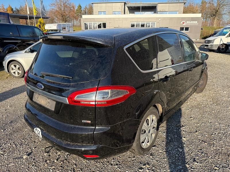 Gebraucht Ford S-MAX Titanium S 163 PS (119 kW) 2010 Van / Kleinbus