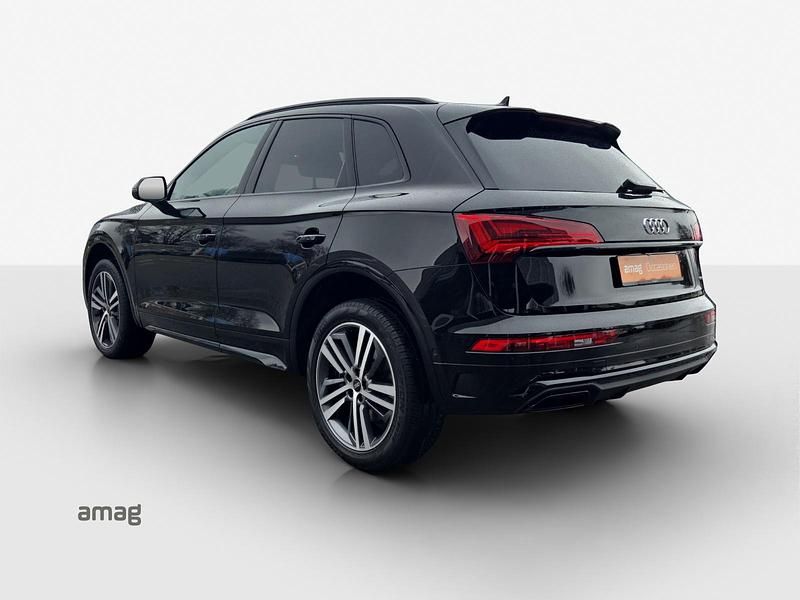 Gebraucht Audi Q5 Black Edition 204 PS (150 kW) 2021 Mythosschwarz metallic SUV