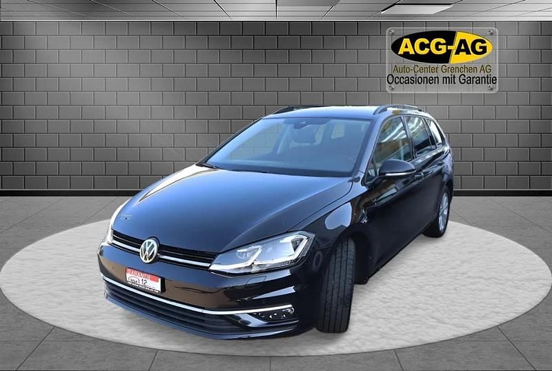 Gebraucht VW Golf VII Comfortline 150 PS (110 kW) 2019 Kombi