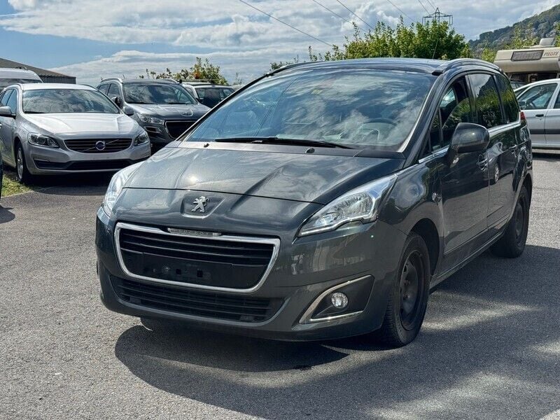 Gebraucht Peugeot 5008 Active 156 PS (114 kW) 2014 Van / Kleinbus