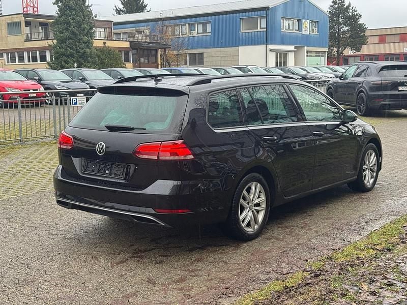Gebraucht VW Golf VII Comfortline 115 PS (84 kW) 2019