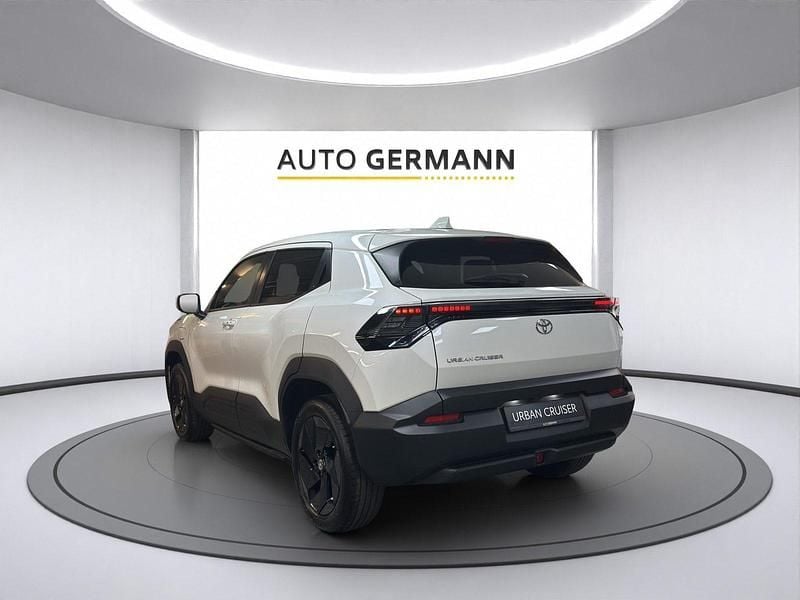 Neu Toyota Urban Cruiser Comfort 105 kW (144 PS) 2026 SUV