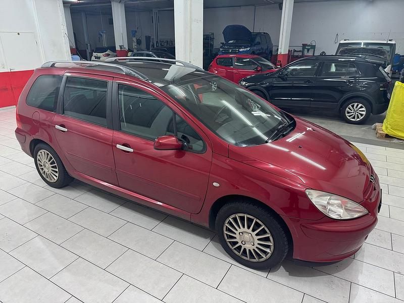 Gebraucht 2004 Peugeot 307 Premium Kombi | CHF 3’790 (Teuer) - Bild 1/4