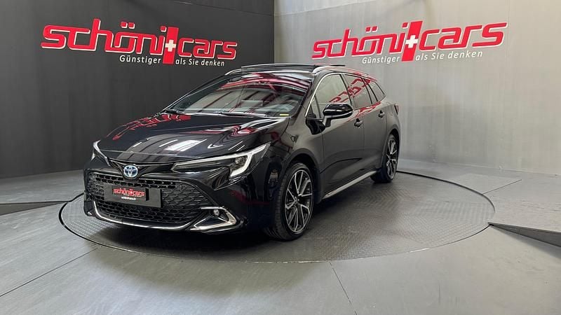 Schwarz Neu 2025 Toyota Corolla Premium Kombi | CHF 36’790 (Superpreis) - Bild 1/4
