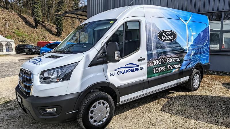 Gebraucht Ford E-Transit Trend 135 kW (184 PS) 2022 Weiss Van