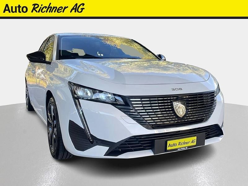 Gebraucht Peugeot 308 SW Allure 131 PS (96 kW) 2022 Weiss Kombi