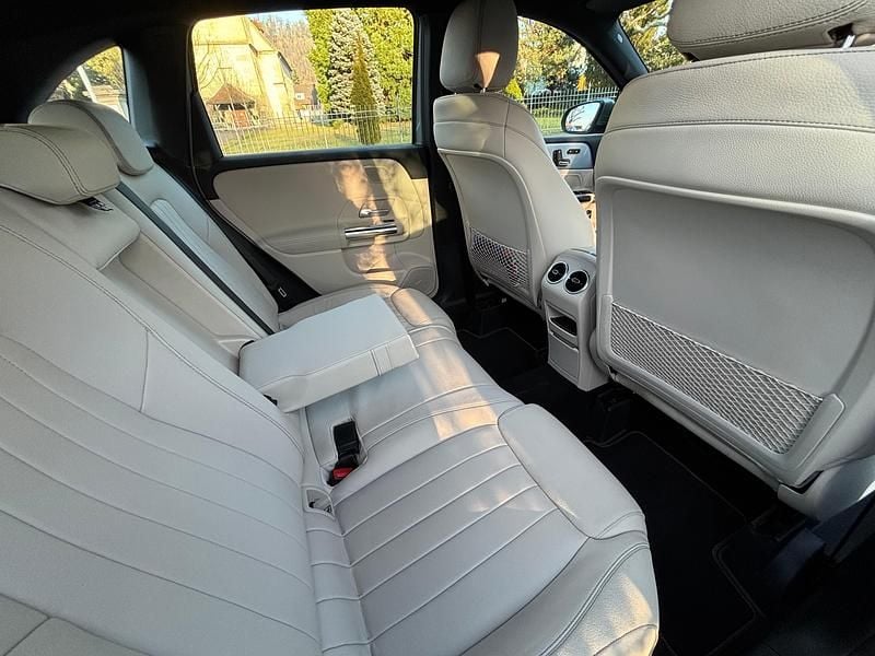 Gebraucht Mercedes B250 Progressive 224 PS (164 kW) 2019 Van / Kleinbus