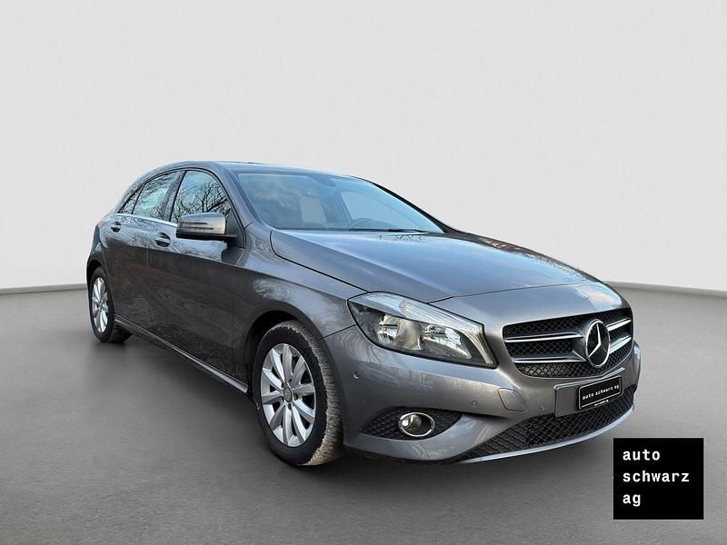 Gebraucht Mercedes A200 Style 156 PS (114 kW) 2014 Limousine