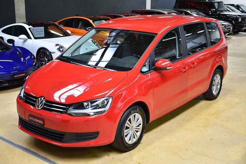 Gebraucht VW Sharan Trendline 150 PS (110 kW) 2019 Van / Kleinbus