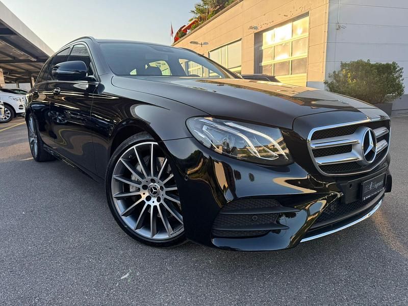 Gebraucht Mercedes E350 AMG line 286 PS (210 kW) 2019