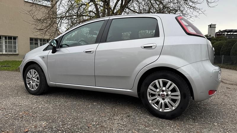 Gebraucht Fiat Punto Easy 95 PS (69 kW) 2012 Kleinwagen