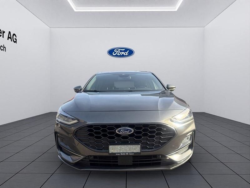 Gebraucht Ford Focus ST-Line 155 PS (114 kW) 2023 Schwarz Limousine