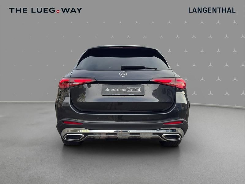 Gebraucht Mercedes GLC220 197 PS (144 kW) 2024 Grau SUV