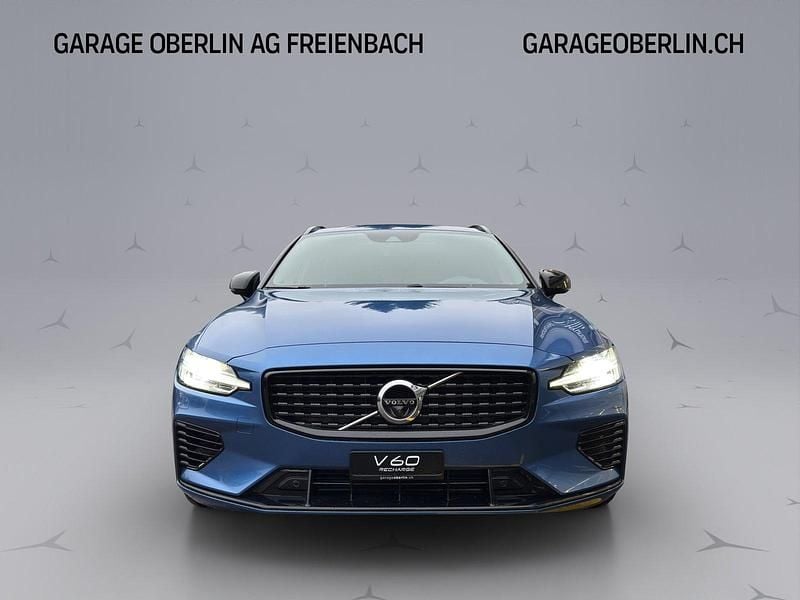 Gebraucht Volvo V60 R-Design 253 PS (186 kW) 2020 Kombi