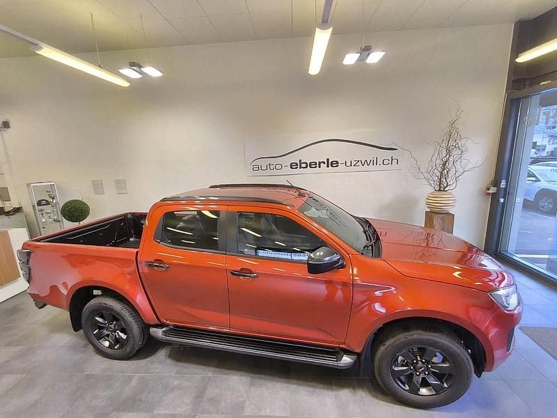 Neu Isuzu D-Max 163 PS (119 kW) 2025 Orange Abholung