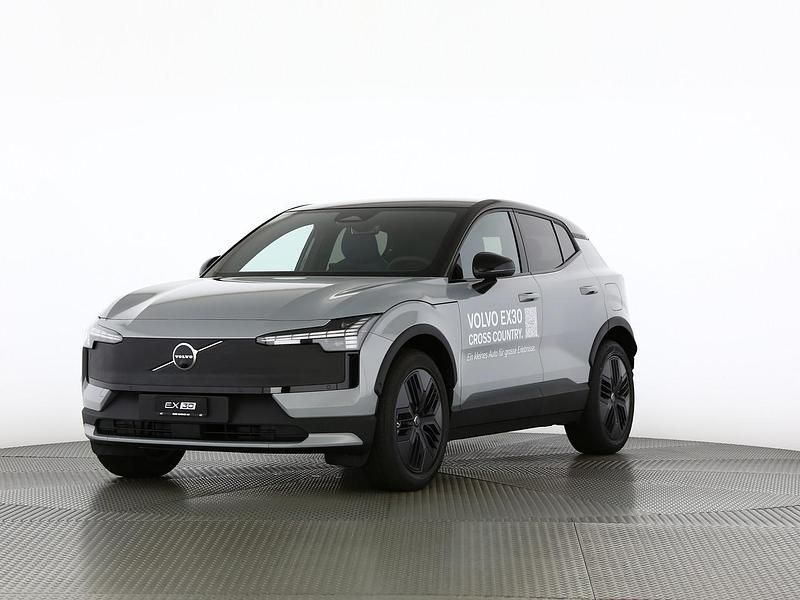 Grau Neu 2025 Volvo EX30 CC Performance SUV | CHF 48’075 (Fairer Preis) - Bild 1/4