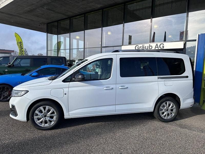 Neu Ford Tourneo Titanium 150 PS (110 kW) 2025 Weiss Kombi