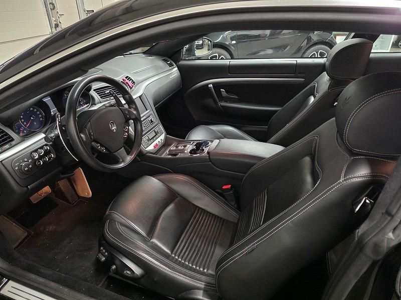 Gebraucht Maserati Granturismo 440 PS (323 kW) 2012 Schwarz Coupé