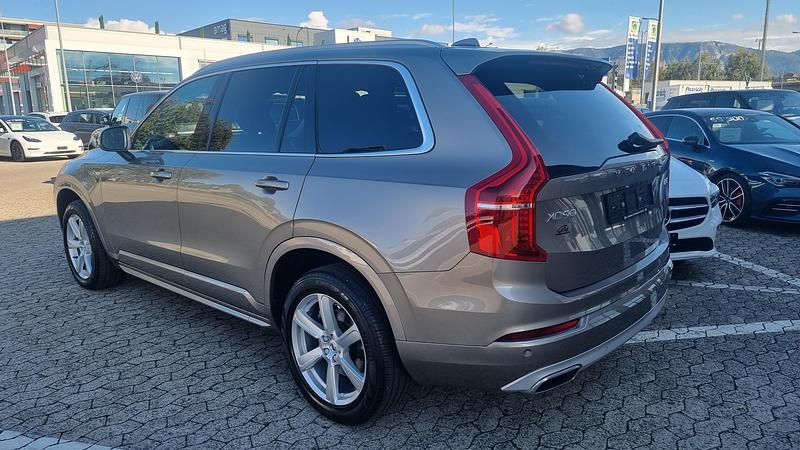 Gebraucht Volvo XC90 Momentum 250 PS (183 kW) 2019 SUV