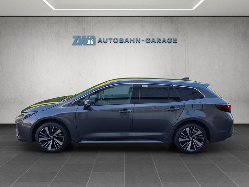 Neu Toyota Corolla Trend 178 PS (130 kW) 2025 Grau Kombi